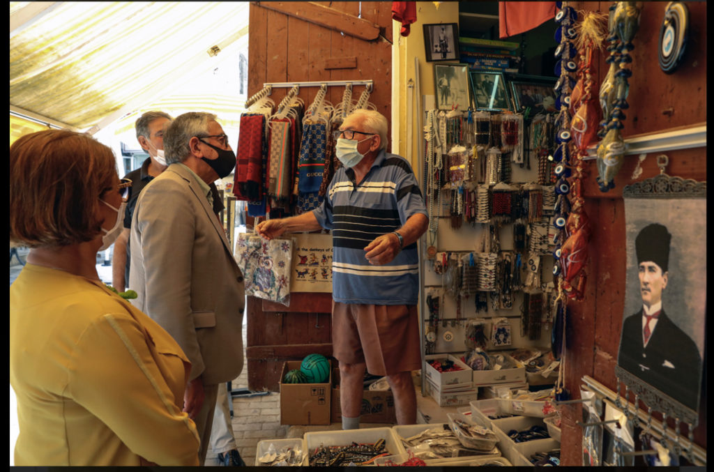 Cumhurbaşkanı Akıncı Mağusa çarşısını ziyaret etti !