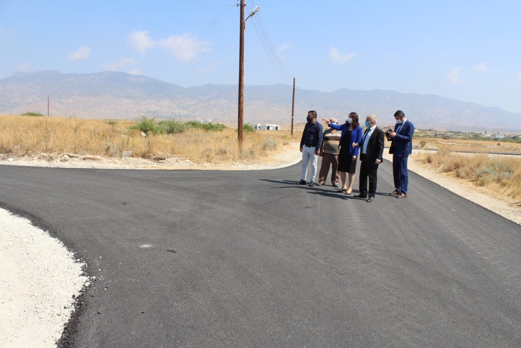 Baybars, kırsal kesim arsaları alt yapı çalışmalarını inceledi