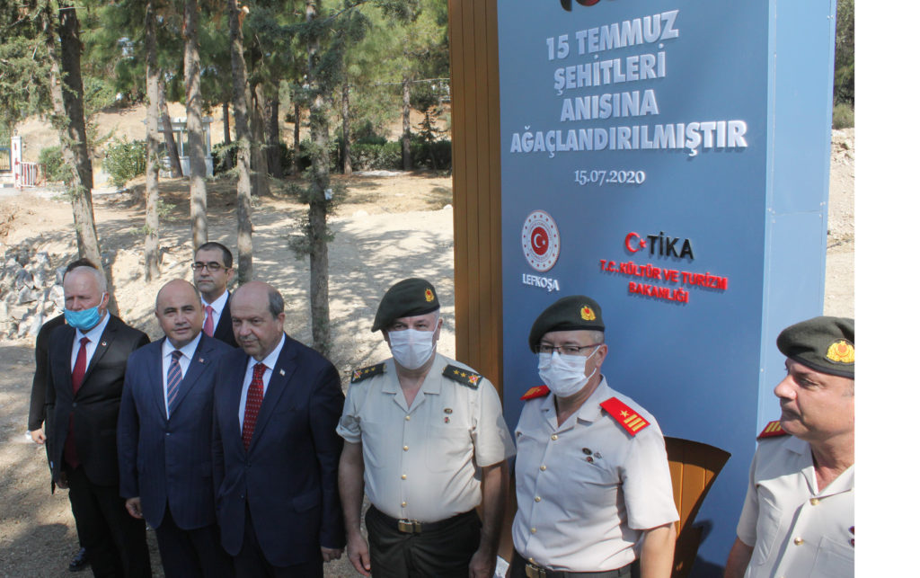 Türkiye’de 15 Temmuz’da  hayatını kaybedenler için Boğaz Şehitliği’nde anma töreni düzenlendi
