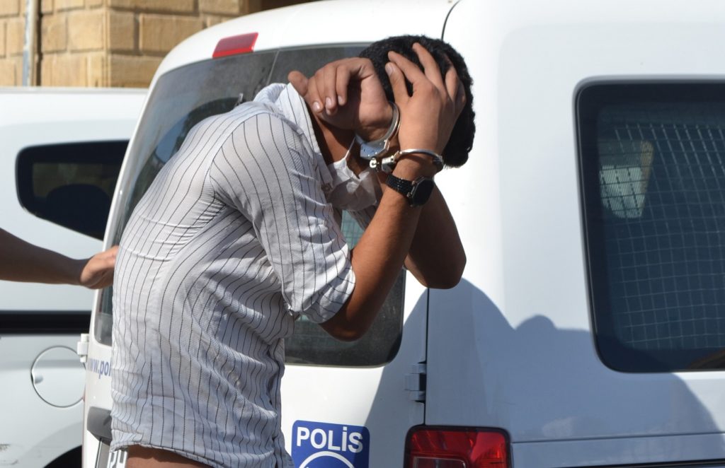 Antika eser çaldı tutuklandı