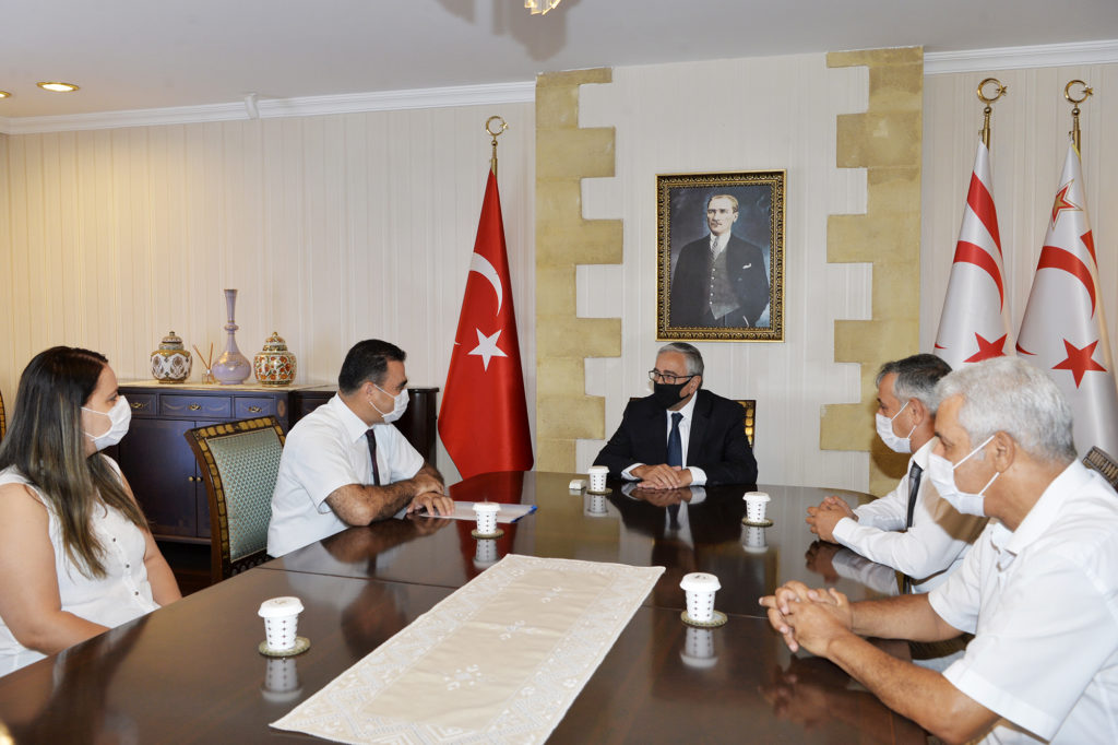 Akıncı, Kuzey Kıbrıs Türk Kızılay yönetim kurulunu kabul etti