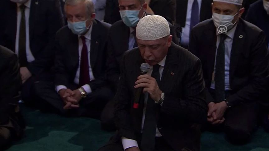 Erdoğan cuma namazı için Ayasofya-i Kebir Cami-i Şerifi’nde