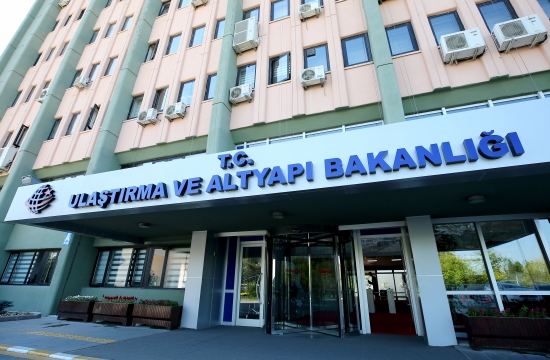 Ulaştırma Bakanlığı İran ve Afganistan’a uçuşlar durduruldu