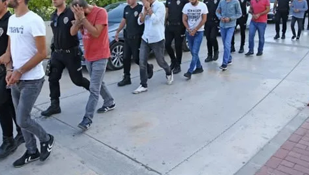 Adana merkezli 10 ilde yasa dışı bahis operasyonu: 21 gözaltı