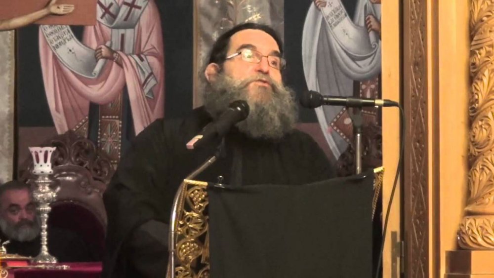 Yunan Papaz’dan Ayasofya’nın cami olmasına övgü