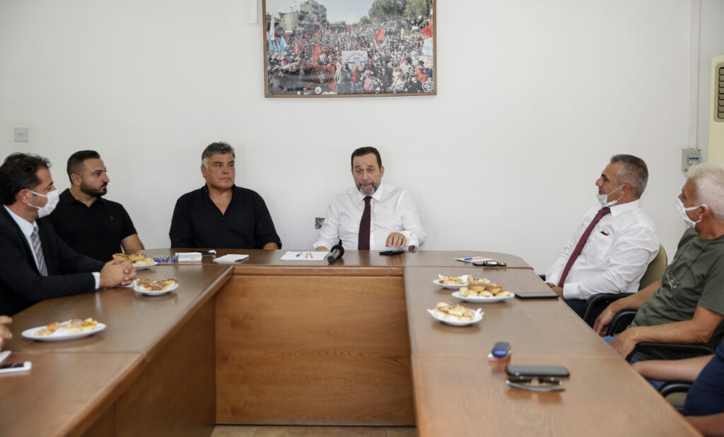 Denktaş’tan, Koop Sen’i ziyaret