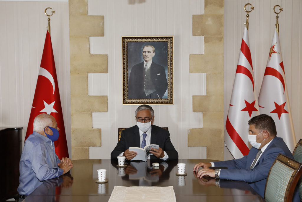 Gazeteci-yazar Kaba, Cumhurbaşkanı Mustafa Akıncı’yı ziyaret etti