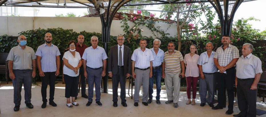Akıncı, Lefkoşa Kazası muhtarlarıyla bir araya geldi