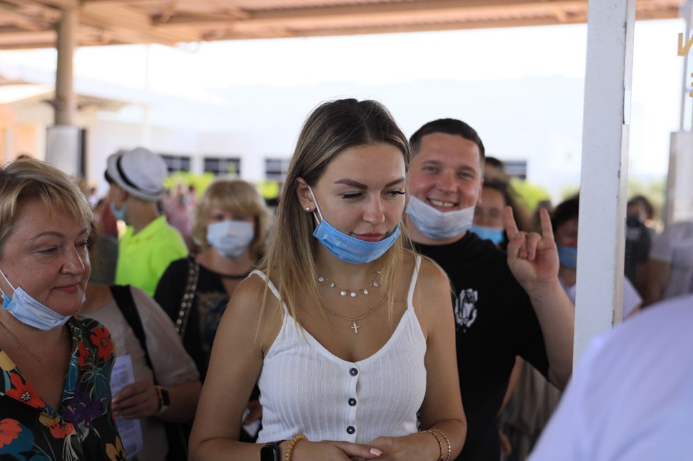 Antalya’ya iki günde 35 bin Rus turist geldi