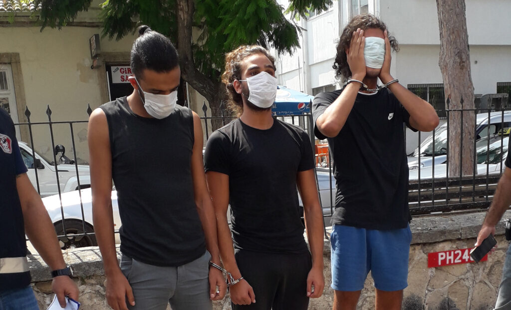 Alsancak’ta uyuşturucu operasyonu