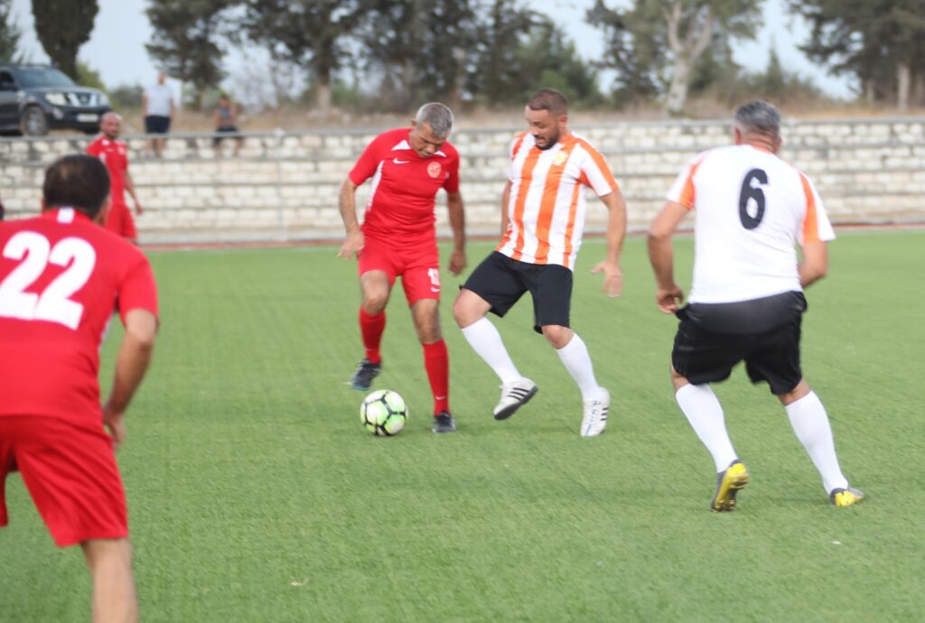 Meclis Takımı ile Belediyeler Birliği futbol maçı oynadı