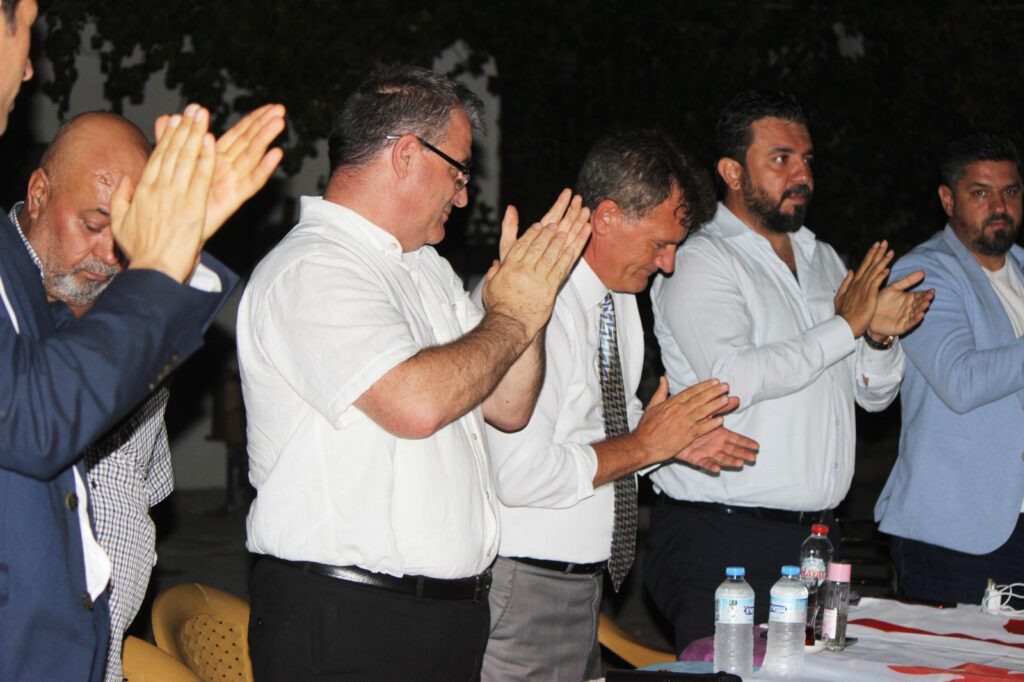 Arıklı yarın 12:00’de 600 kişilik bir ekiple YSK’ya gidecek