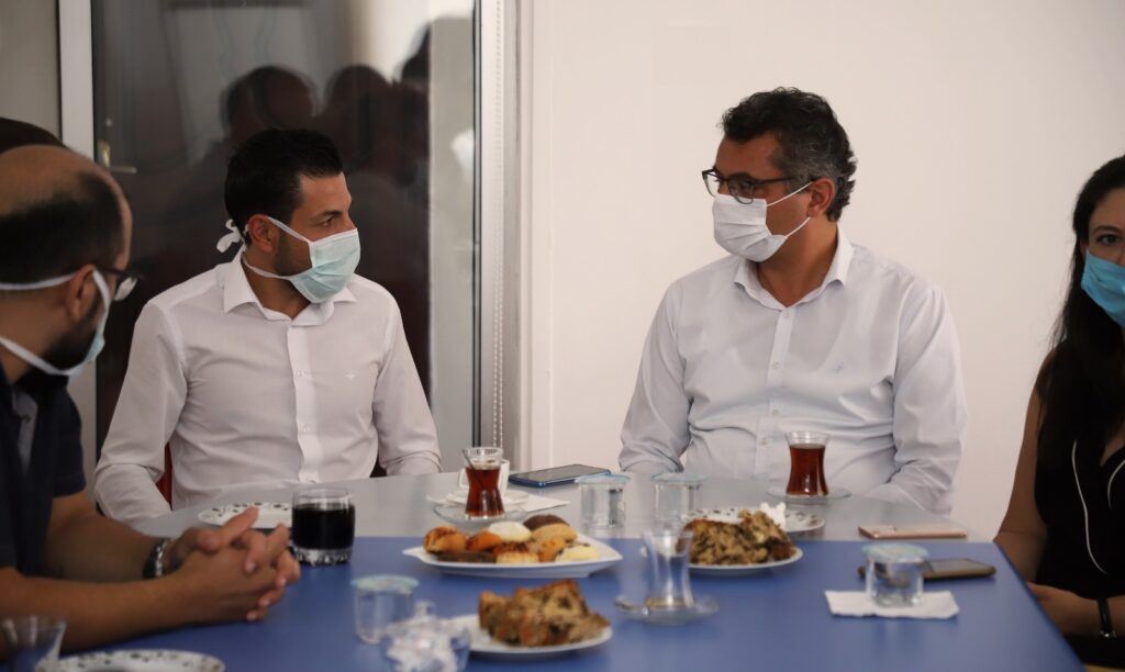 Erhürman: “Sağlık çalışanlarına çok şey borçluyuz”