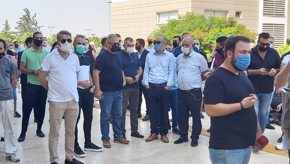 Gazimağusa esnafından ‘online eğitim’ eylemi