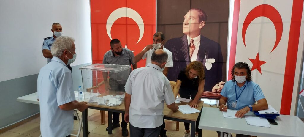 Muhtarlar sandık başında