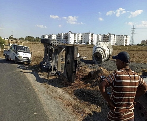 Beton Mikseri devrildi