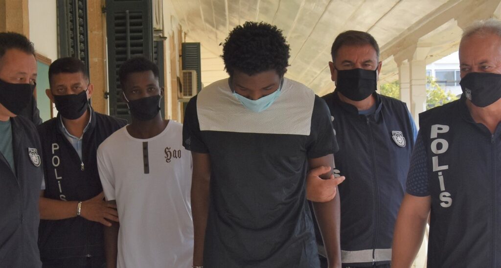 Uyuşturucu ile yakalandılar, 3’er yıl ceza aldılar