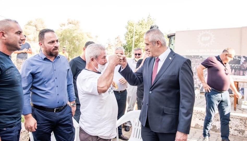 Taçoy, kurultay öncesi 3 ilçe merkezini ziyaret etti