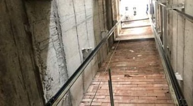 14 metrelik asansör boşluğuna düştü ağır yaralandı!