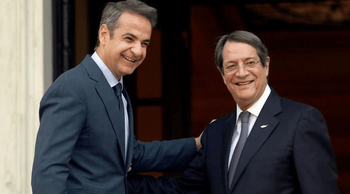 Miçotakis ve Anastasiadis, Tatar’ın ‘bugüne kadar ortaya koyduğu tezlerle gelmemesini’ umuyor