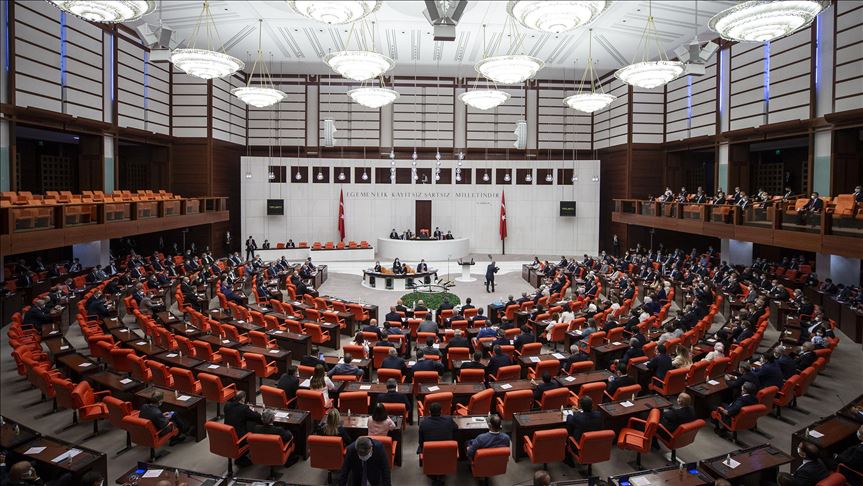 Türk askerinin Lübnan’daki görev süresi uzatıldı
