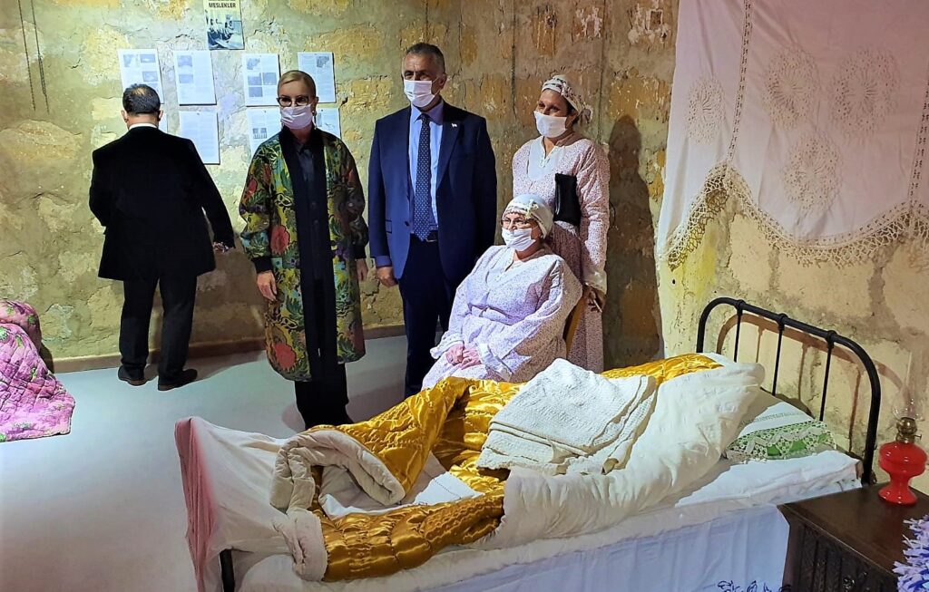 ‘Kaybolan Yorganlarımız ve Ustalarımız’ sergisi açıldı