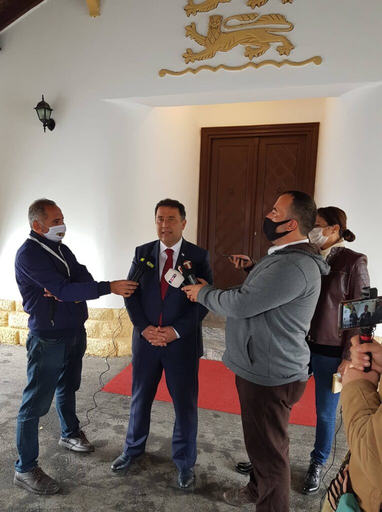 Saner: “Tüm siyasi partilerle sıkı bir diyalog içinde çalıştık; son noktaya kadar uğraştık”