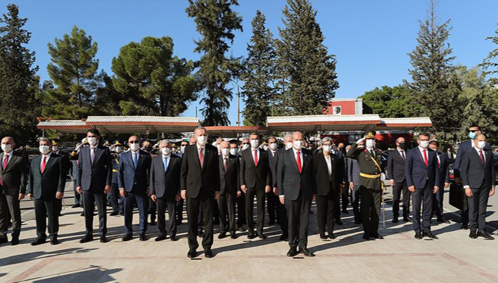 Atatürk Anıtı’nda tören düzenlendi