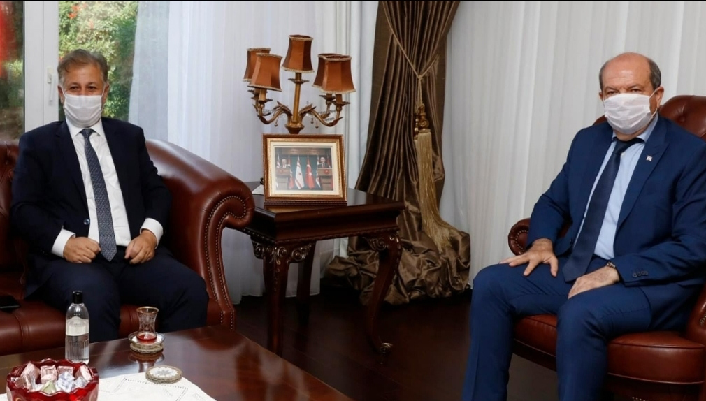 Cumhurbaşkanı Tatar, Bakan Pilli’den sağlıkta gelişmeler hakkında bilgi aldı