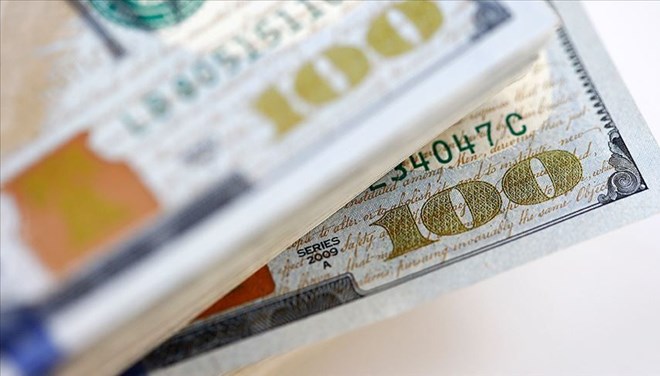 Dolar, 8.08 sevilerinde işlem görüyor