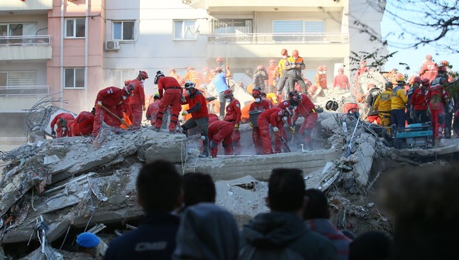 İzmir’deki depremde can kaybı 114’e yükseldi!
