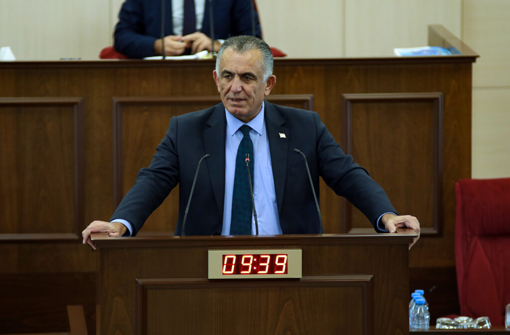 “Attığım imzayla gurur duyuyorum”