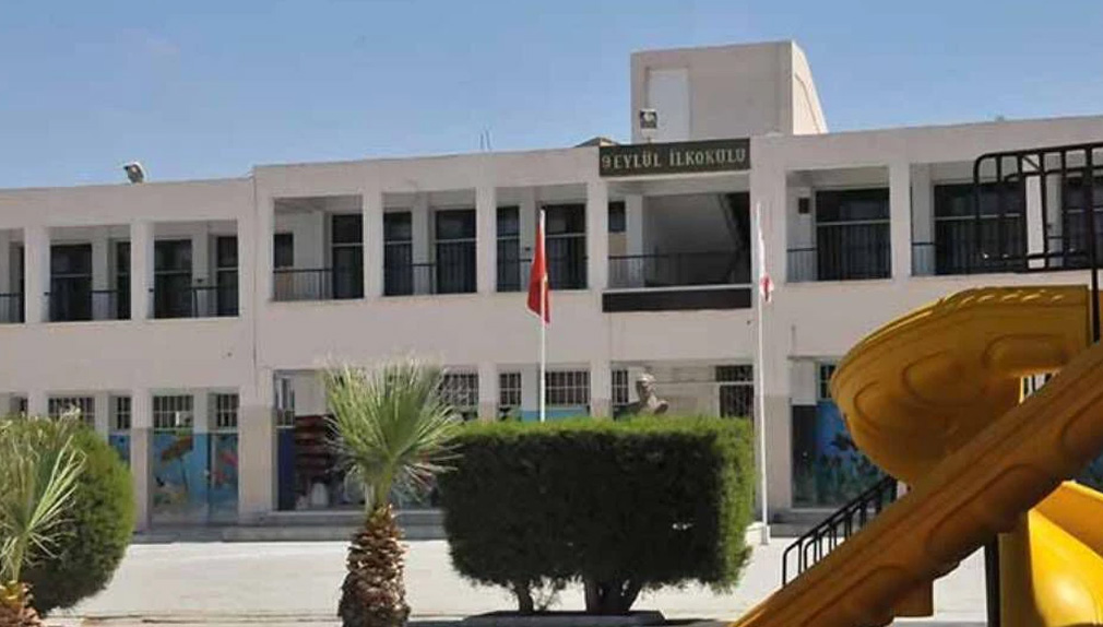 9 Eylül İlkokulu’nda 12 öğrenci ve 7 öğretmenin testi pozitif!