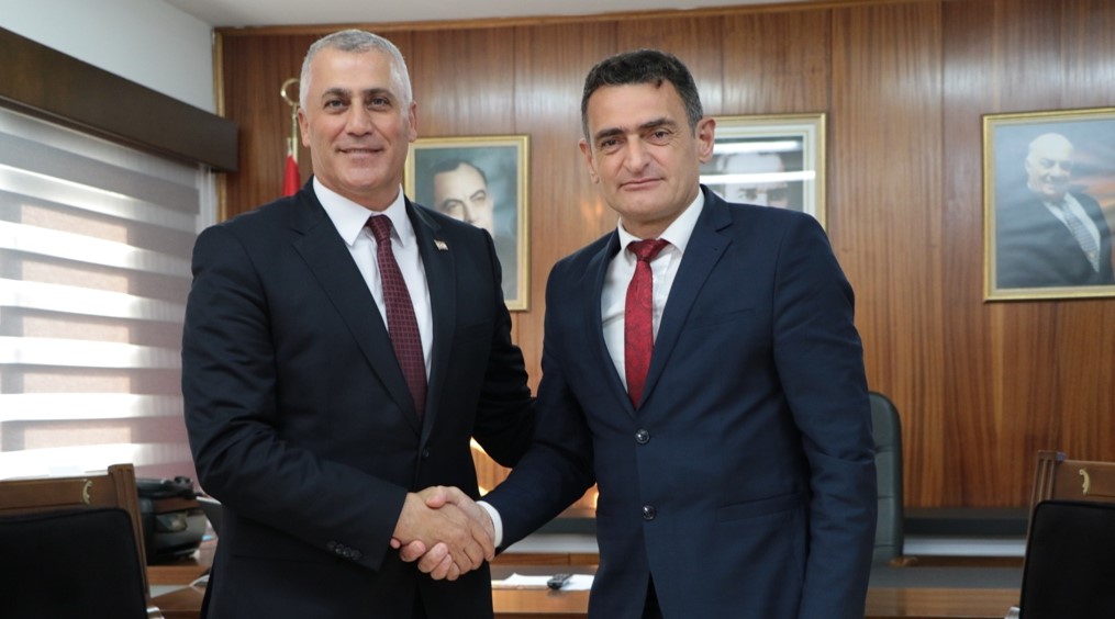 Amcaoğlu görevi Oğuz’a devretti