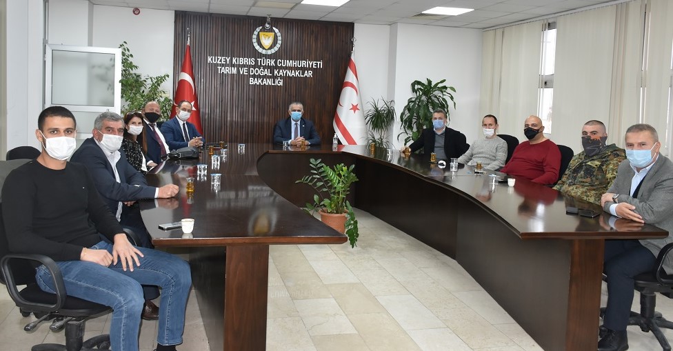 Çavuşoğlu: “Üreticinin, sanayicinin destekçiyiz”