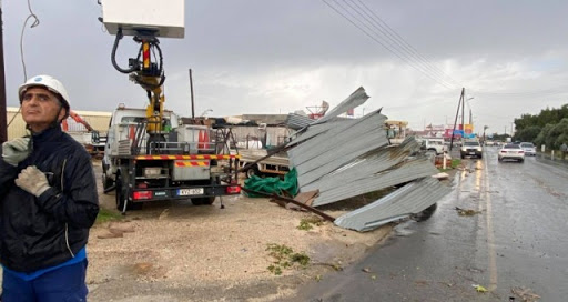 Güney Kıbrıs’ta dün çıkan hortum 5 köyü etkiledi