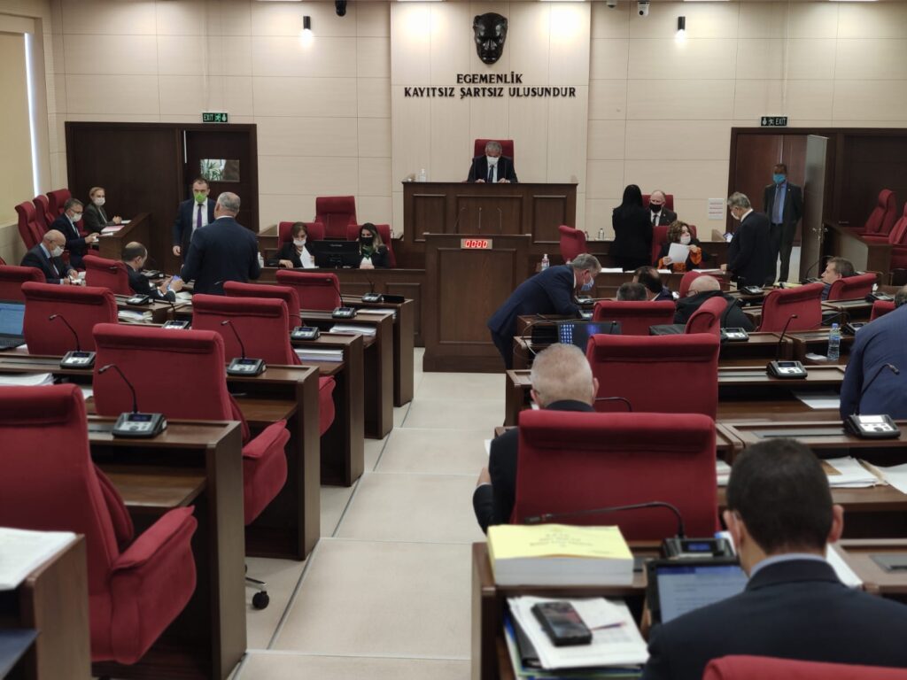 Dün ertelenen Meclis toplandı
