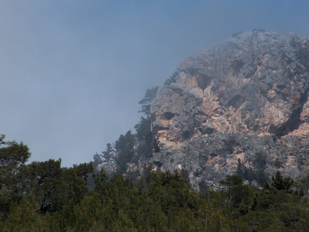 KKTC’de 370 mağara var
