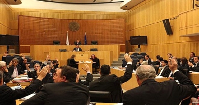 Güney Kıbrıs’ta bütçe onayladı