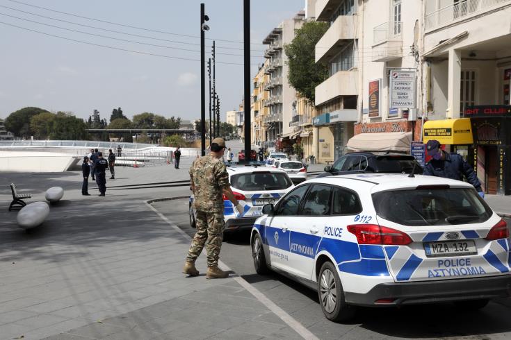 Güney Kıbrıs’ta tam kapanma korkusu