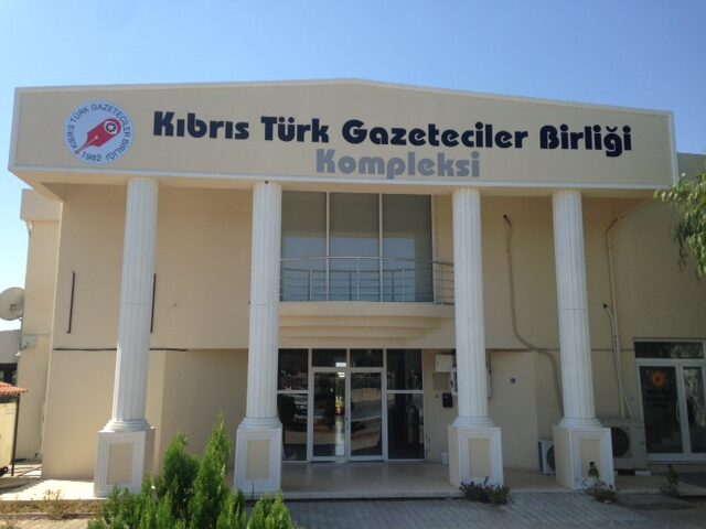 “Özgür basın demokrasinin nefes borusu”