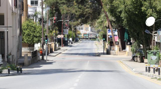 Sokağa çıkma yasağını 21 kişi ihlal etti