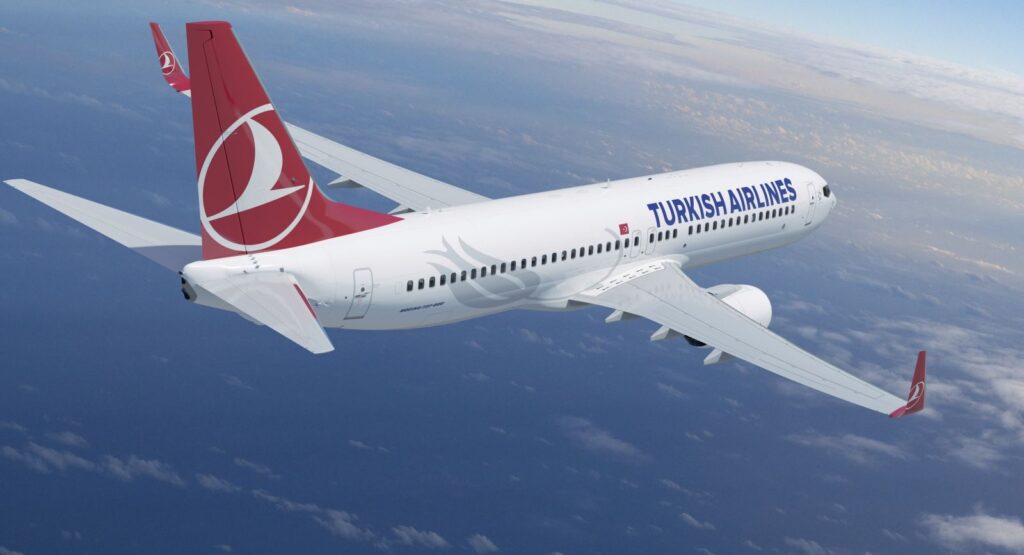 THY, öğrencilere özel uçuş programı başlattı