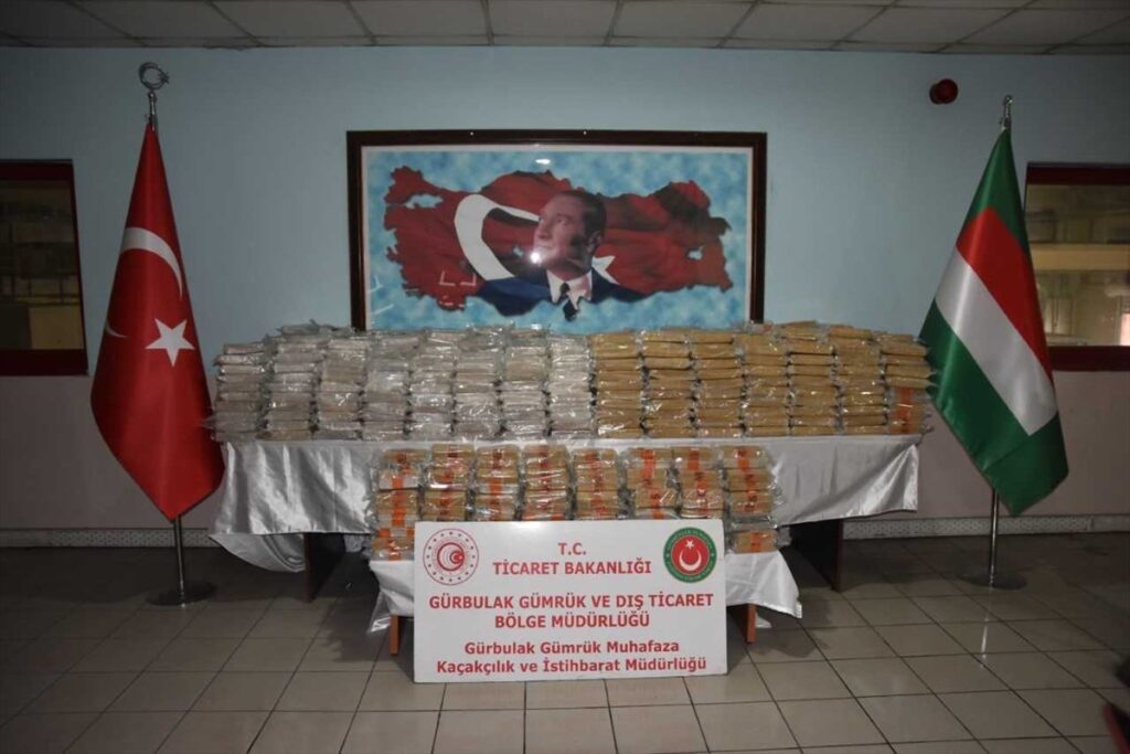 Gürbulak Gümrük Kapısı’nda 808 kilogram eroin ele geçirildi