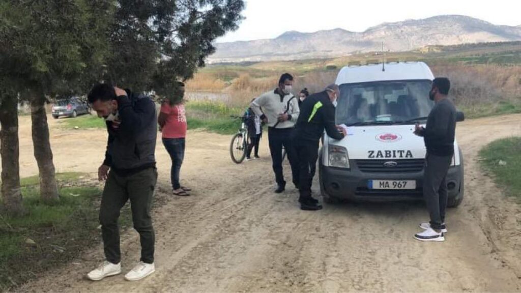 Gönyeli Belediyesi, sokağa çıkma yasağına uymayanlara ceza kesti
