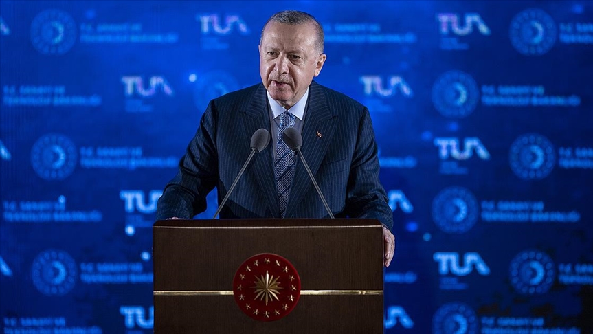 Erdoğan: “2023’te Ay’a gideceğiz”