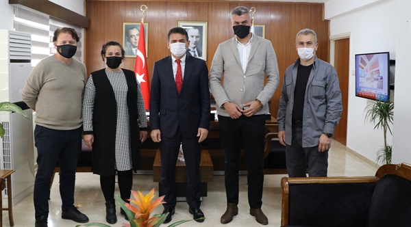 Maliye Bakanı Oğuz, KKTC Karadeniz Kültür Derneği yönetim kurulu üyelerini kabul etti
