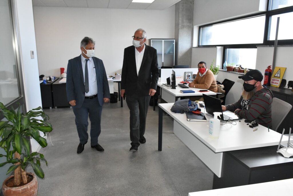 Pilli, Girne Belediye Başkanı Güngördü’yü ziyaret etti