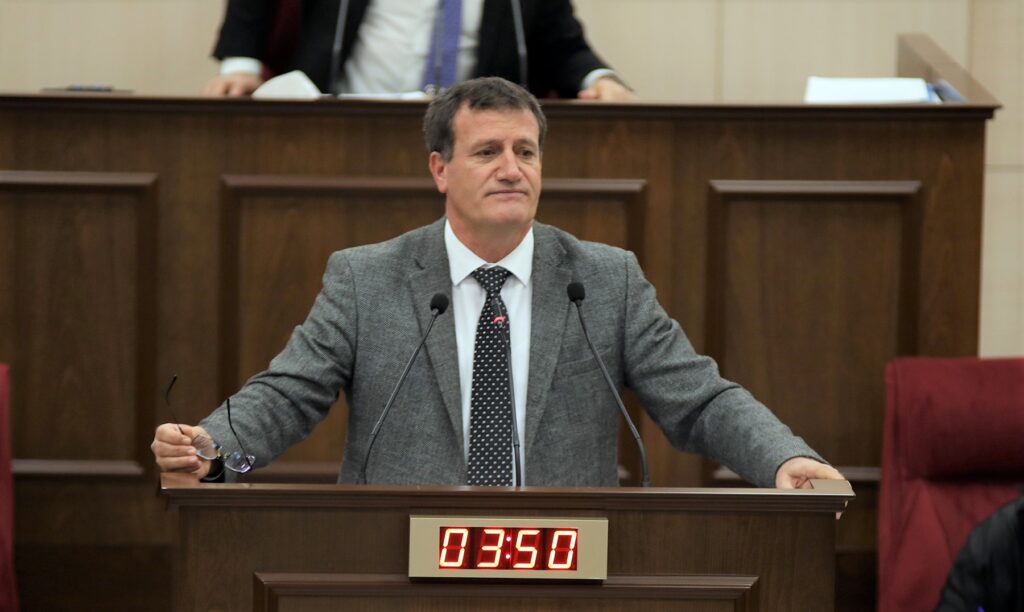 “Rekabet ortamında buna gerek var mı?”