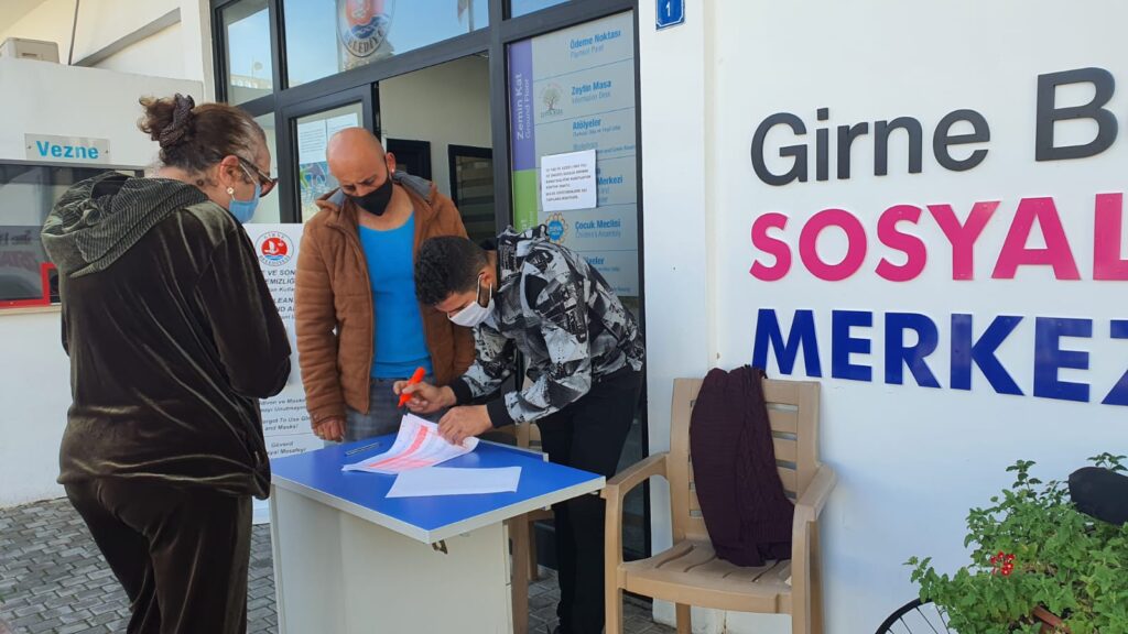 Girne Belediyesi Sosyal Yaşam Merkezi’nde ikinci doz aşı işlemlerine başlandı